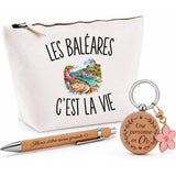Coffret Cadeau Les Baléares c’est la vie – Trousse, stylo bambou et porte-clés