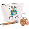 Coffret Cadeau Le Bateau c’est la vie – Trousse, stylo bambou et porte-clés