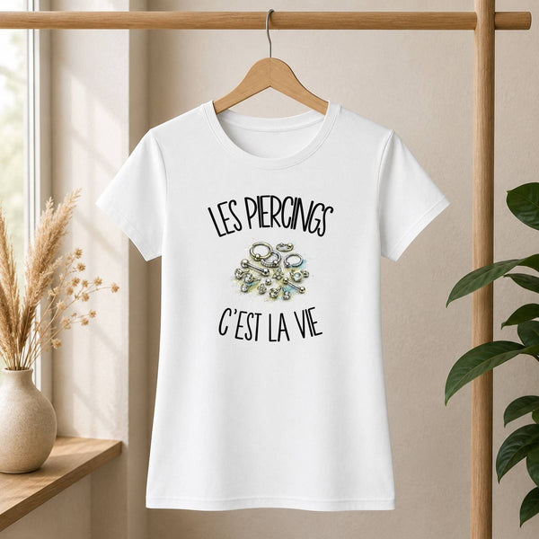 T-shirt Femme Blanc Les piercings c'est la vie