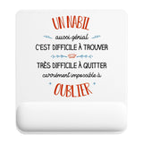Tapis de souris ergonomique avec repose-poignet, accessoire bureau pour femme et homme, fête des pères, cadeau pas cher, idée cadeau fête des mères, secret santa, départ à la retraite, télétravail et gaming
