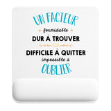 Tapis de souris ergonomique avec repose-poignet, accessoire bureau pour femme et homme, fête des pères, cadeau pas cher, idée cadeau fête des mères, secret santa, départ à la retraite, télétravail et gaming