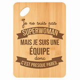 Planche bambou gravée personnalisée femme idée cadeau Fête des Mères apéro 30×20 prénom cuisine plateau fromage anniversaire noel maman mamie
