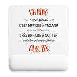 Tapis de souris ergonomique avec repose-poignet, accessoire bureau pour femme et homme, fête des pères, cadeau pas cher, idée cadeau fête des mères, secret santa, départ à la retraite, télétravail et gaming