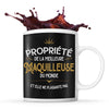 Mug noir Propriété de la Meilleure Maquilleuse - Planetee