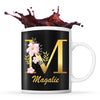 Mug noir Magalie Lettre Fleur - Planetee