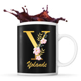 Mug noir Yolande Lettre Fleur - Planetee