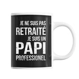 Mug Je ne suis pas retraité Je suis un Papi Professionel - Planetee