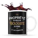 Mug noir Propriété du Meilleur Biologiste - Planetee