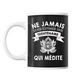 Mug femme médite trentenaire - Planetee