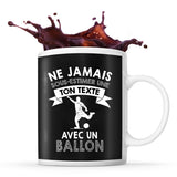 Mug personnalisable Football Prénom Femme Métier Age pour Footballeuse - Planetee