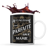 Mug noir Femme Parfaite Mamie - Planetee