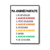 Affiche Marche Nordique Journée Parfaite | Poster Blanc Décoration Murale - Planetee