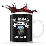 Mug personnalisable surf Prénom Femme Métier Age pour Surfeuse - Planetee