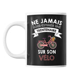 Mug femme vélo trentenaire - Planetee