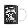 Mug Homme tir a l'arc trentenaire - Planetee