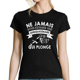 T-shirt femme plonge quinquagénaire - Planetee