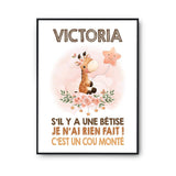 Affiche Victoria Cou Monté Girafe - Planetee