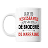 Mug La Petite Assistante de Broderie de Marraine - Planetee